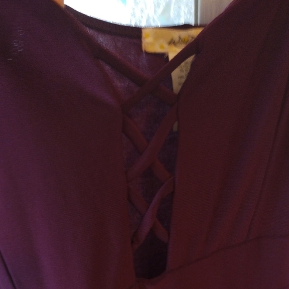 Wild Daisy Burgundy Spaghetti Strap Dress - Picture 11 of 13